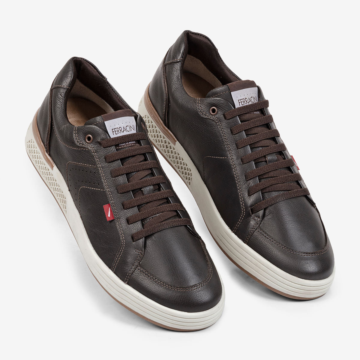 Tênis Masculino de Couro Chocolate Clint